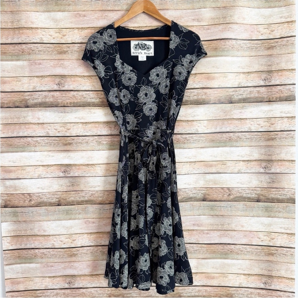 Effie's Heart Navy and White Floral Midi Dress